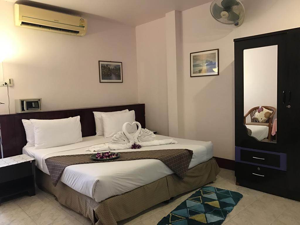 Rabbit Mansion2 Apartment Patong Exterior photo